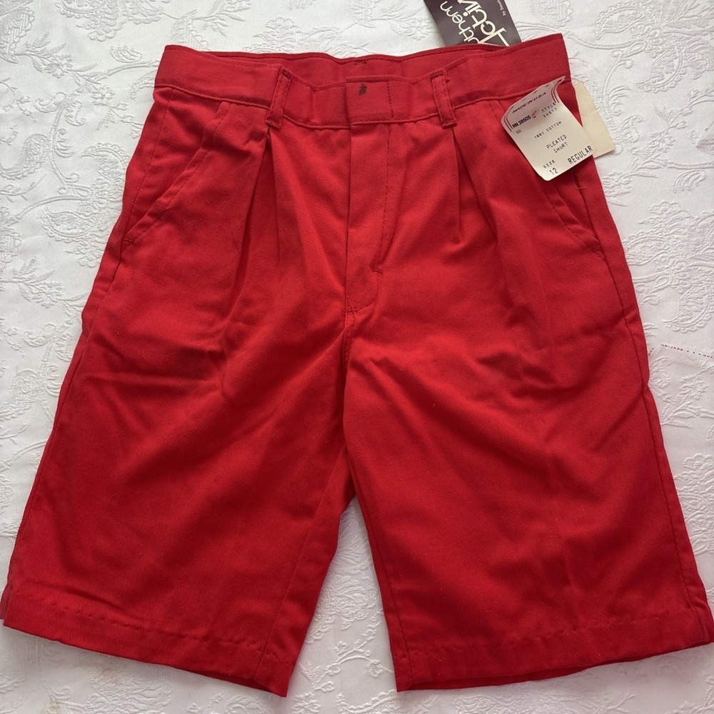 Vintage Golf‎ Bermuda Teen Size 12 High Waist Pleated Shorts Red Deadstock USA